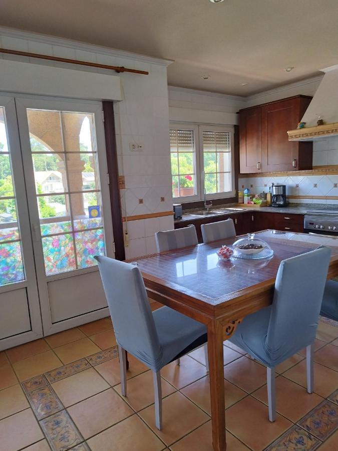 Piso Chalet En Playa Samil Vigo Bagian luar foto