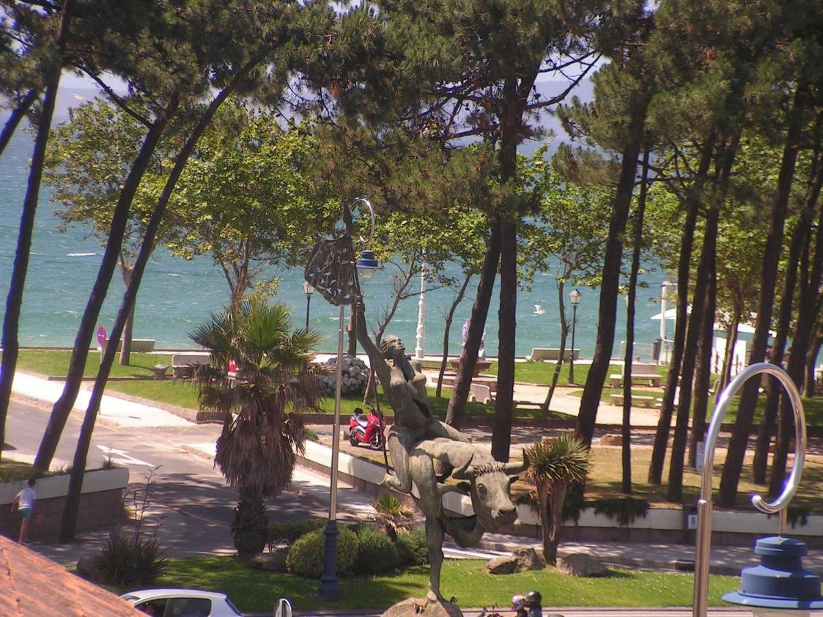 Piso Chalet En Playa Samil Vigo Bagian luar foto