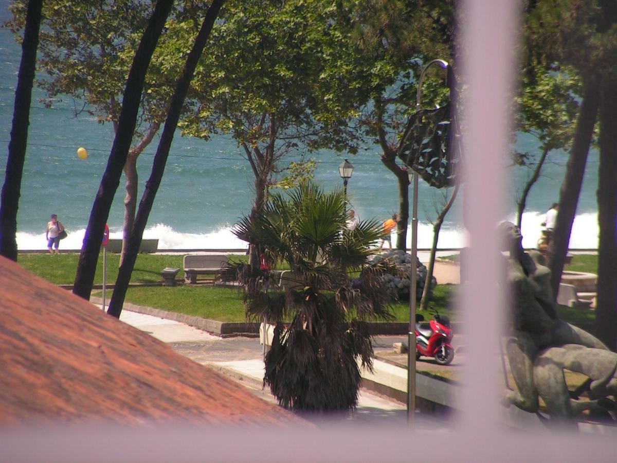 Piso Chalet En Playa Samil Vigo Bagian luar foto